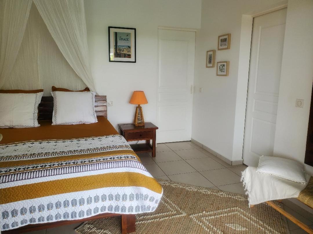 Chambre D'Hote Avec Vue Mer Grand-Bourg  Exterior foto